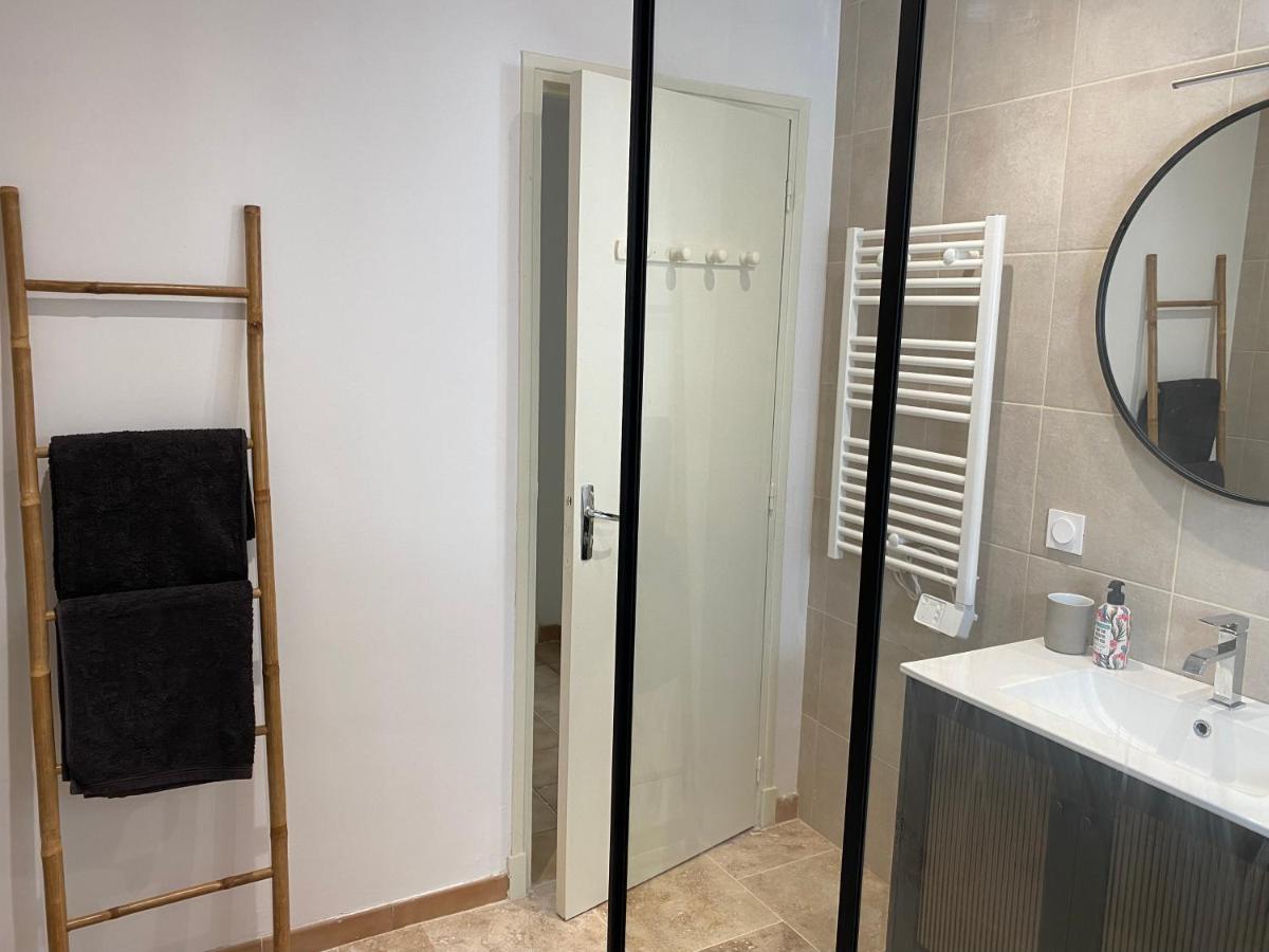 Confortable T2 Avec Jardin Amenage Лезиньян-Корбьер Экстерьер фото